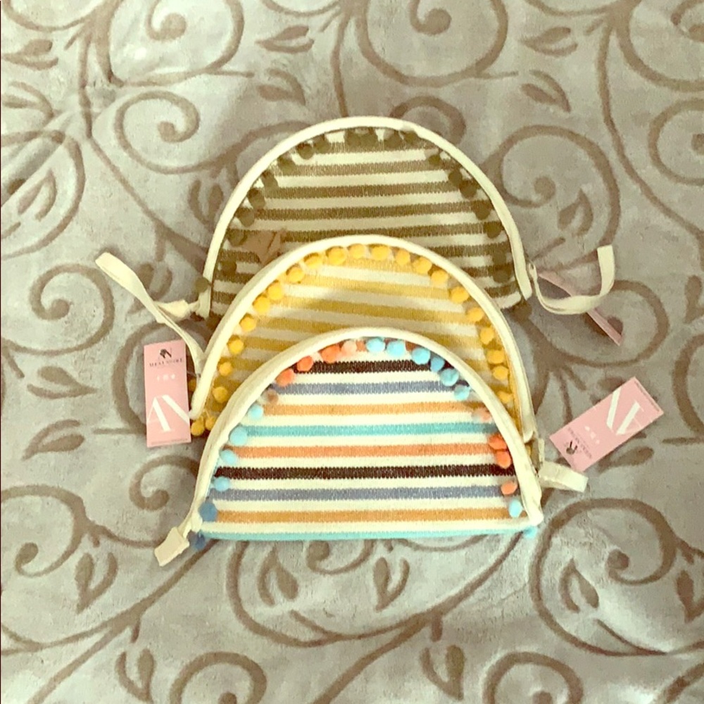 Stripe Pouch